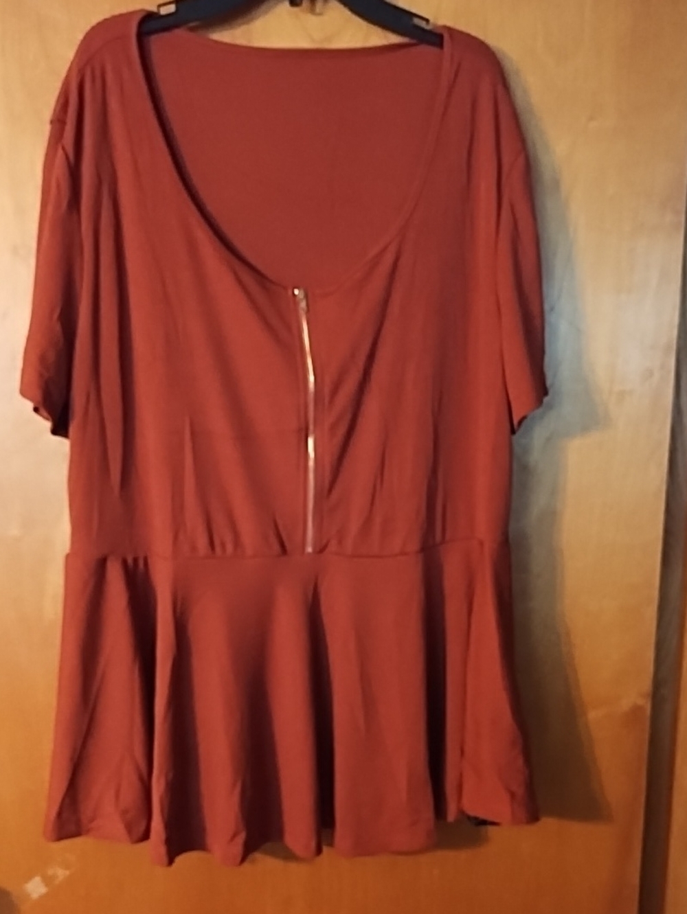 Rust Zip-Front Women's Peplum Top